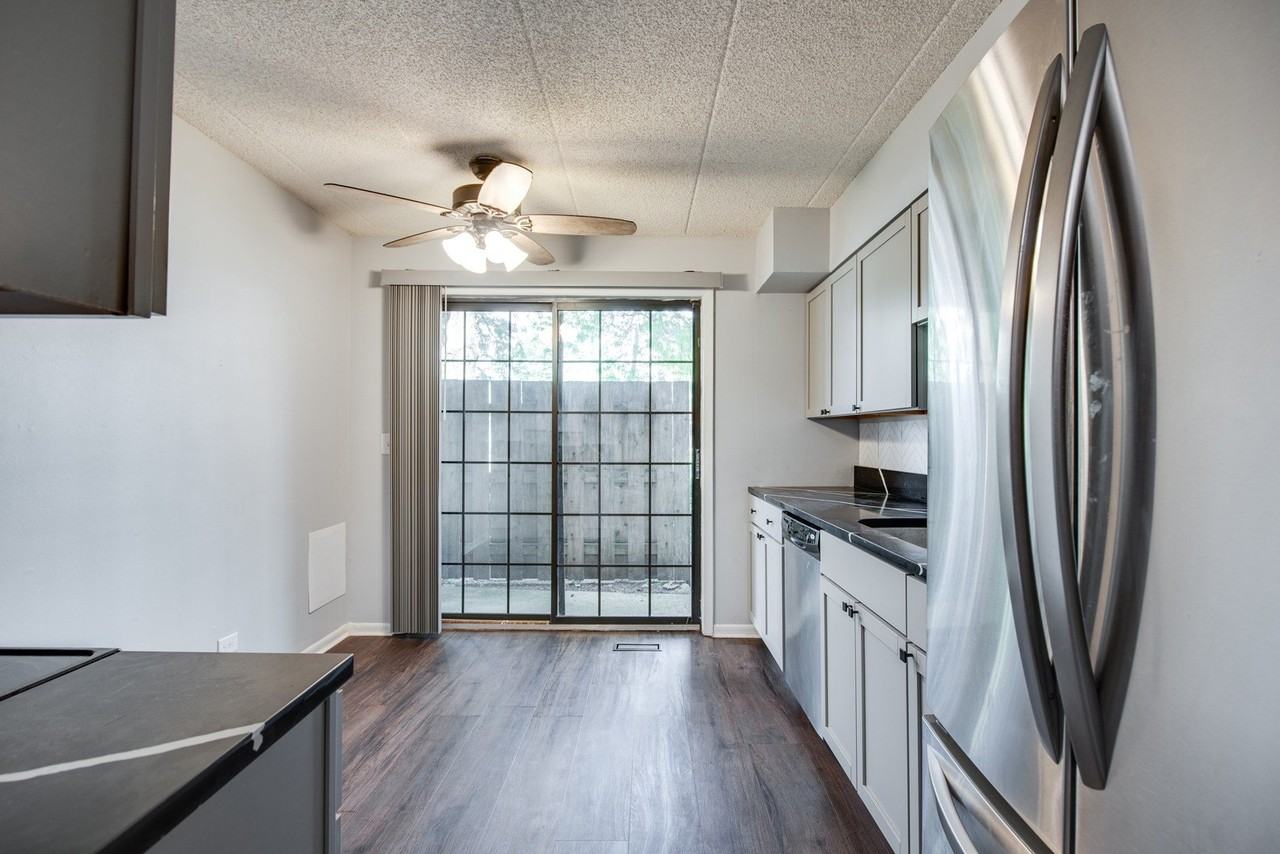 1486 W Jefferson Ave #D - Photo 6 of 16