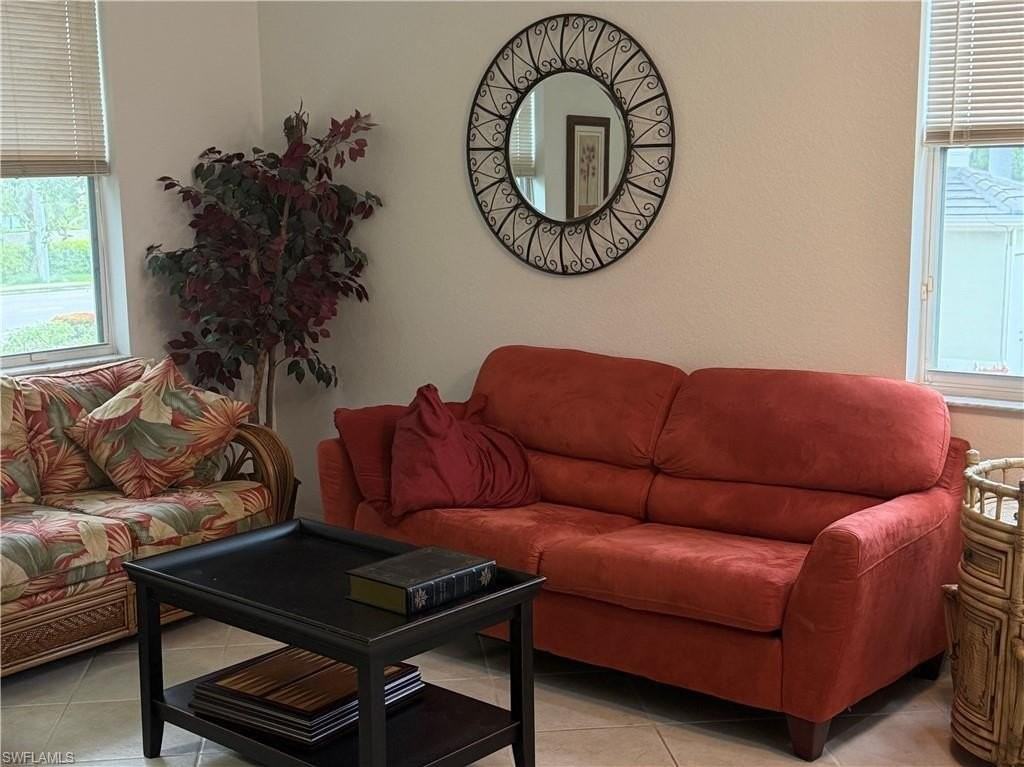 1305 Mariposa Cir #1204 - Photo 4 of 15