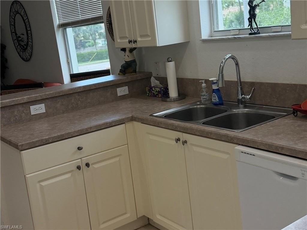 1305 Mariposa Cir #1204 - Photo 6 of 15