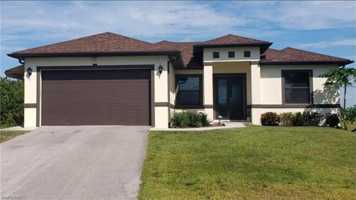 featured image of 4173 20th Ave Ne