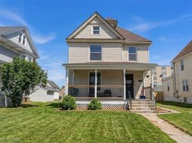 1026 W 4th St #2UP - Photo 1 of 1