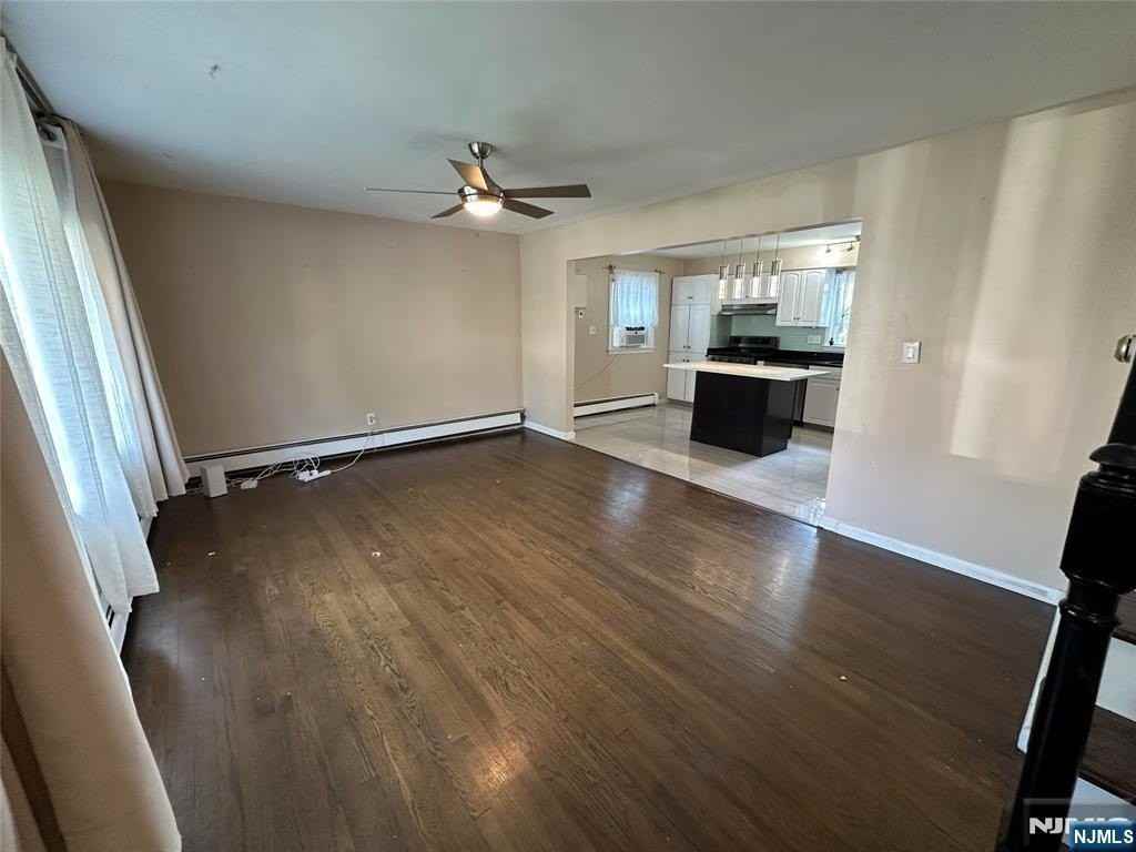 777 Oakwood Ln - Photo 2 of 21