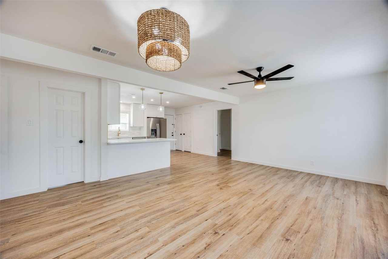 2718 Barnes Bridge Rd - Photo 2 of 12