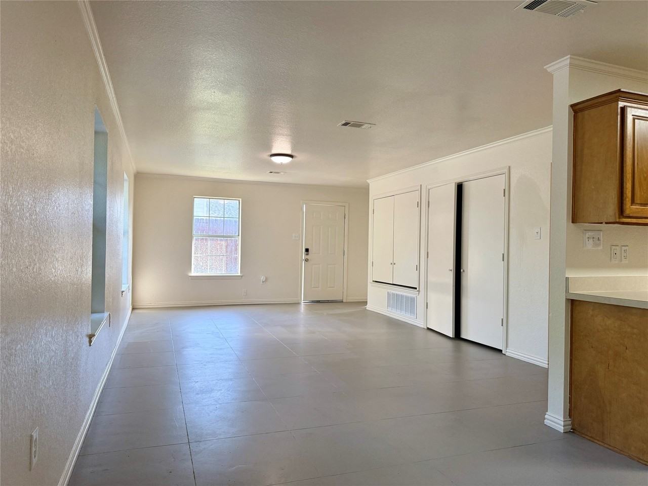 222 N 6th St - Photo 5 of 12