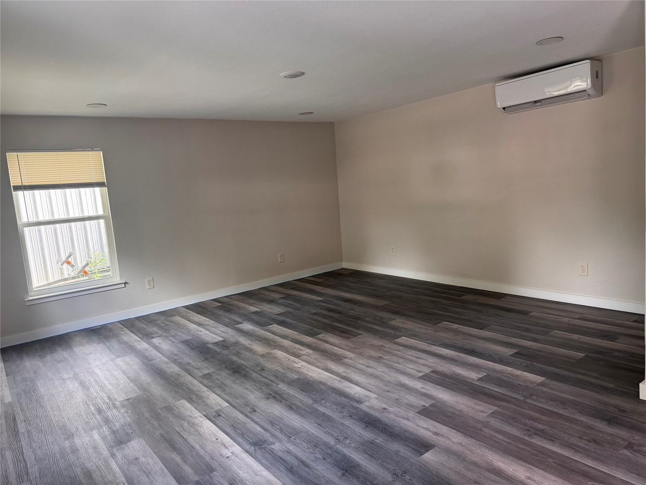 3849 Boquillas Cir - Photo 3 of 20