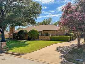 5128 Ledgestone Dr - Photo 1 of 1
