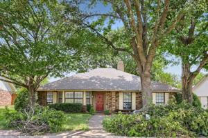 featured image of 1005 Whitewater Trl