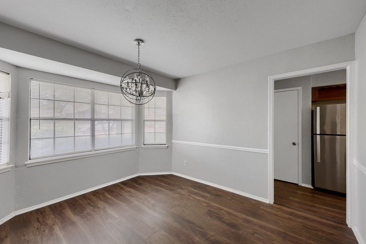 1005 Whitewater Trl - Photo 4 of 28