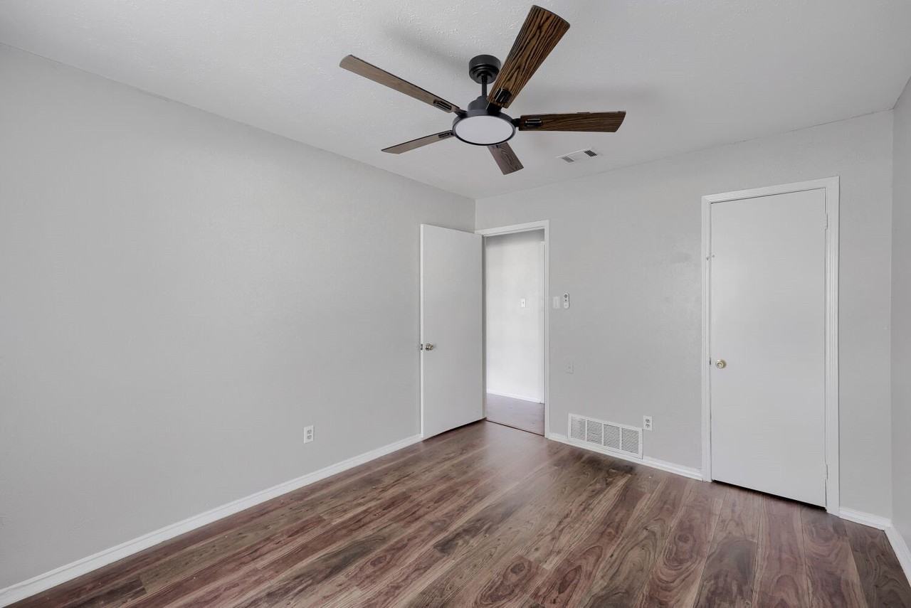 1005 Whitewater Trl - Photo 7 of 28