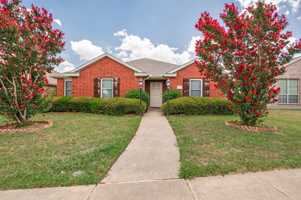 featured image of 800 Canyon Pl