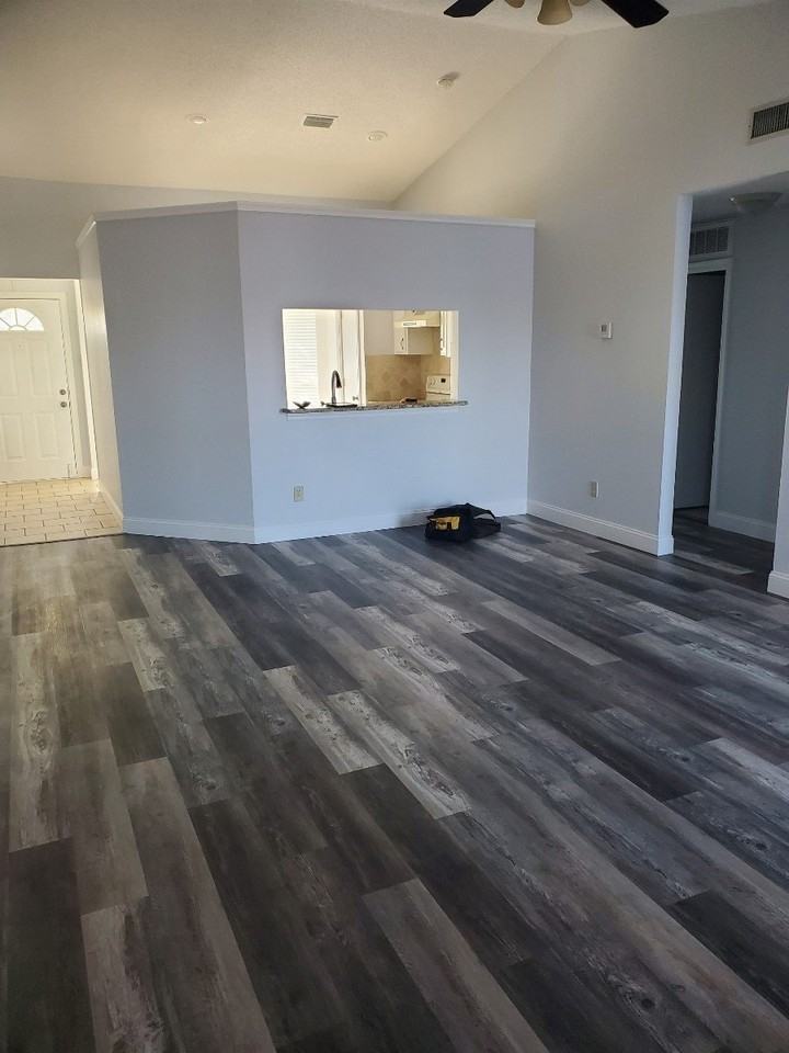 1211 Lakeshore Dr - Photo 5 of 8