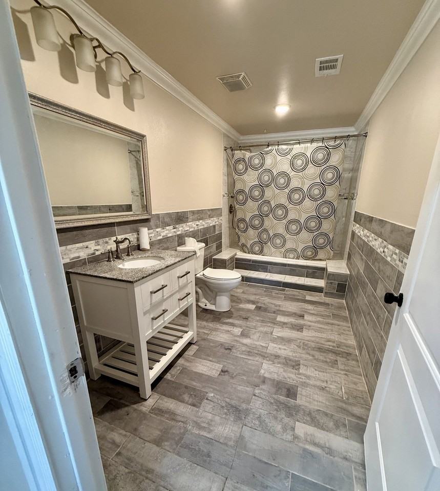 2601 Fairfax St - Photo 5 of 8