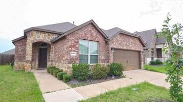 featured image of 4008 Dusk Dr