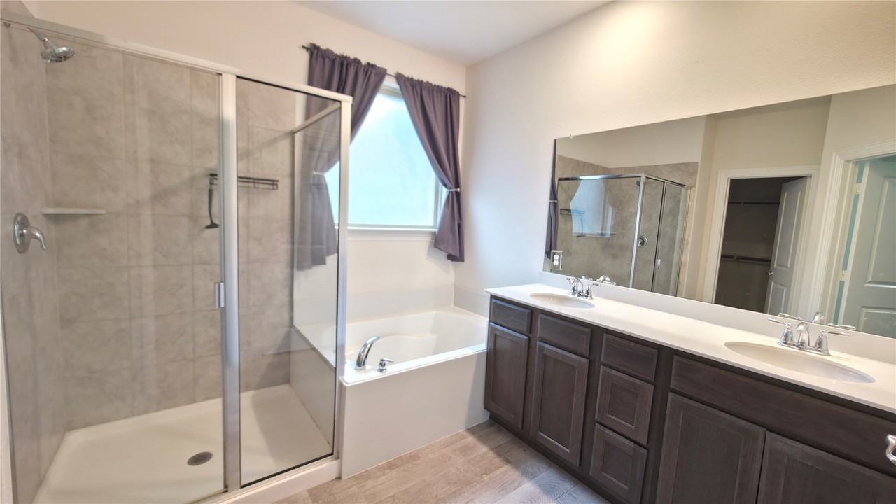4008 Dusk Dr - Photo 7 of 18