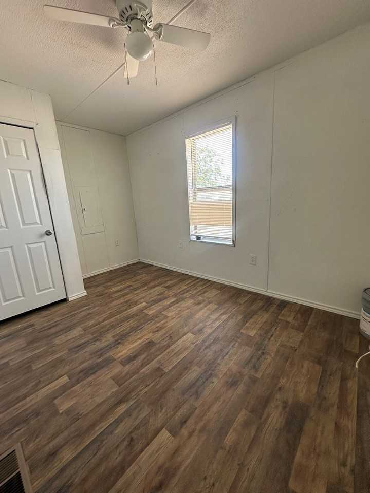 6600 N Dixie Blvd #B - Photo 5 of 7