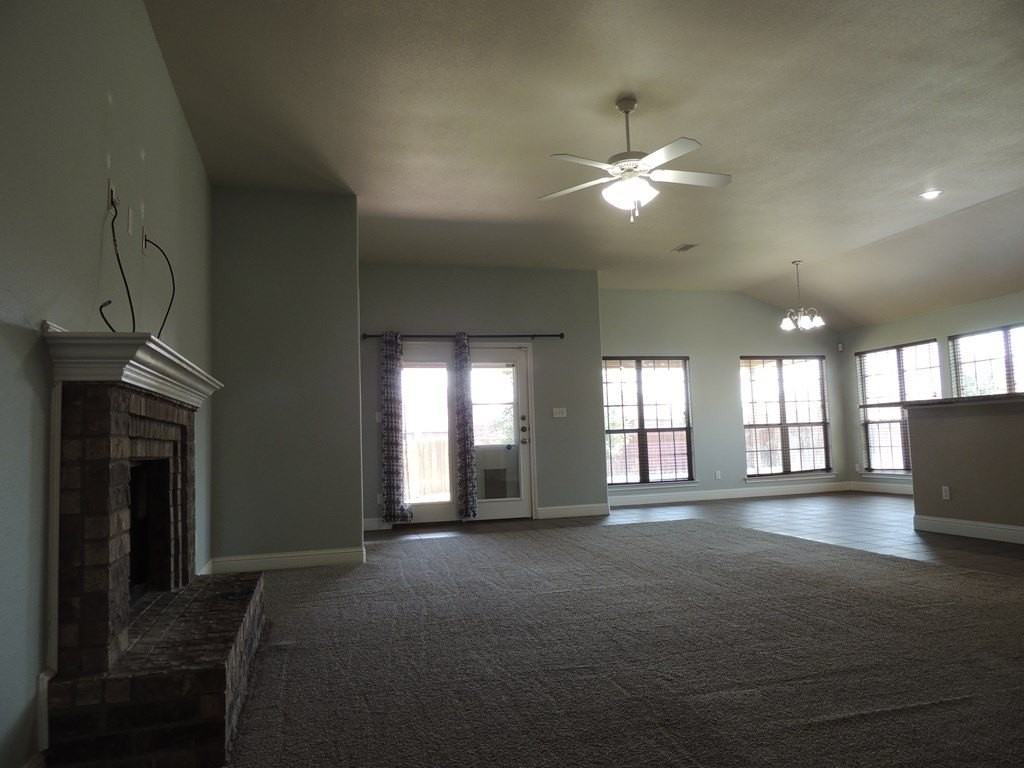 6200 Crosley Dr - Photo 2 of 25