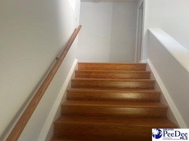 2113 Sanderling Dr Apt H - Photo 3 of 13