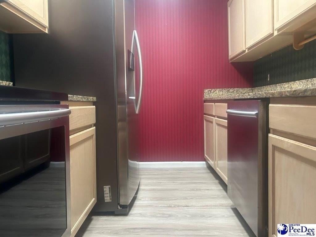 2113 Sanderling Dr Apt H - Photo 6 of 13