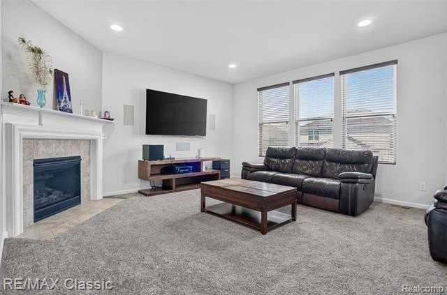 29949 Macintosh Ln - Photo 6 of 35