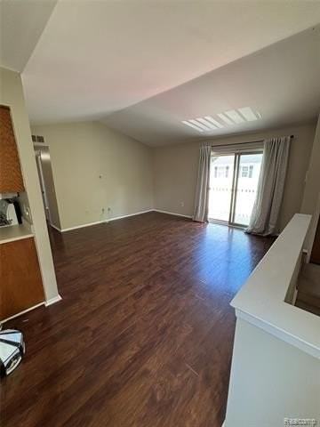 7751 Lake Ridge Dr Unit 28 - Photo 2 of 17