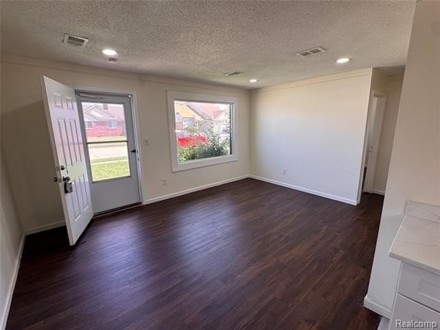 17611 Clarann St - Photo 6 of 11