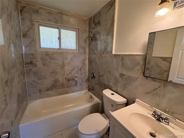 17611 Clarann St - Photo 7 of 11