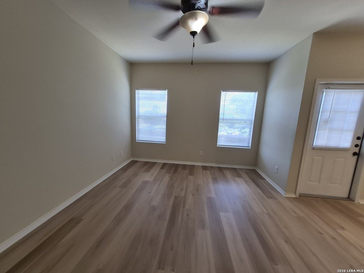 7206 Colina Way - Photo 6 of 27