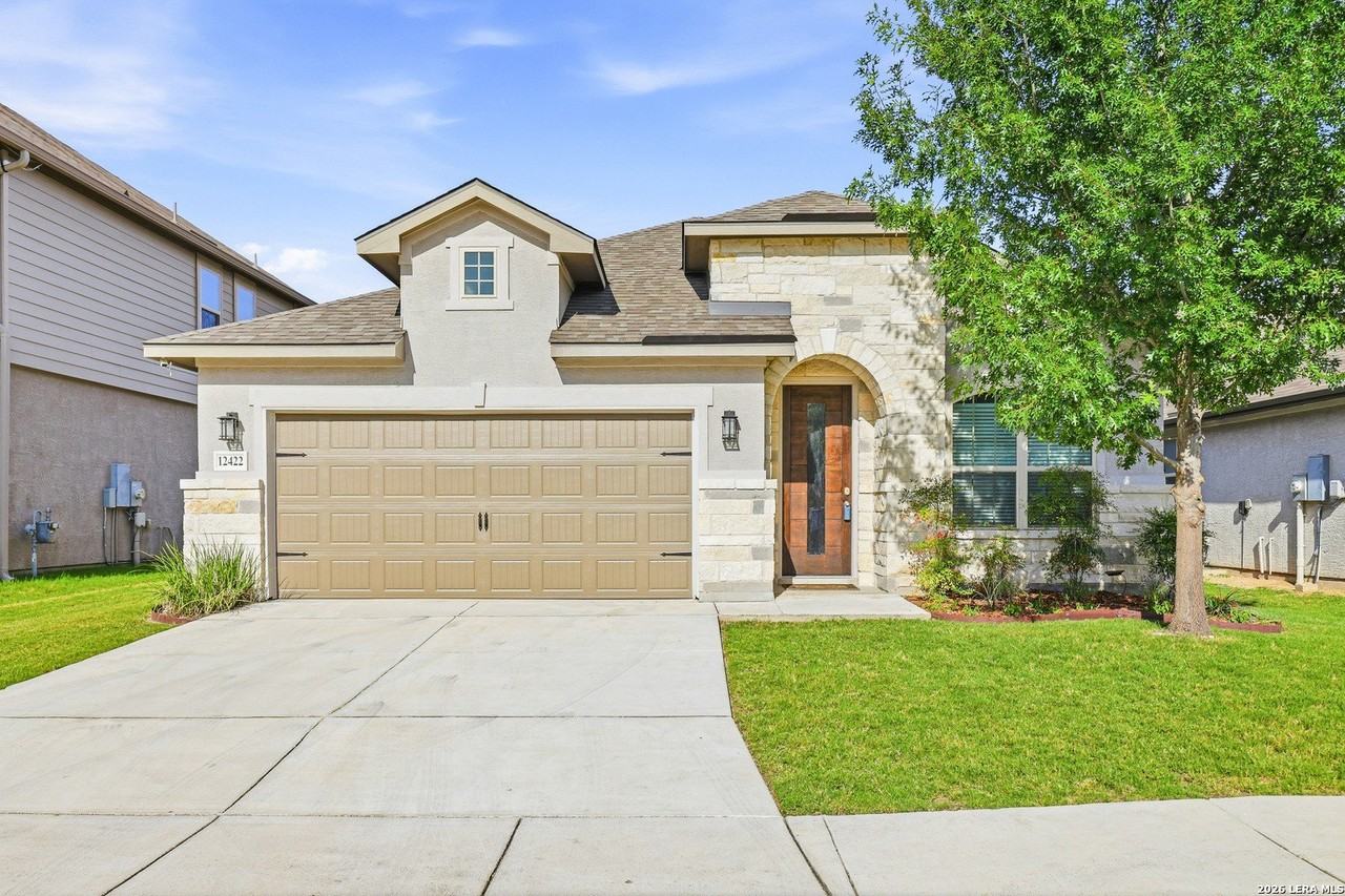 12422 Chena Lk - Photo 2 of 39