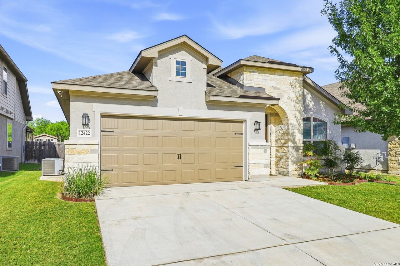 12422 Chena Lk - Photo 4 of 39