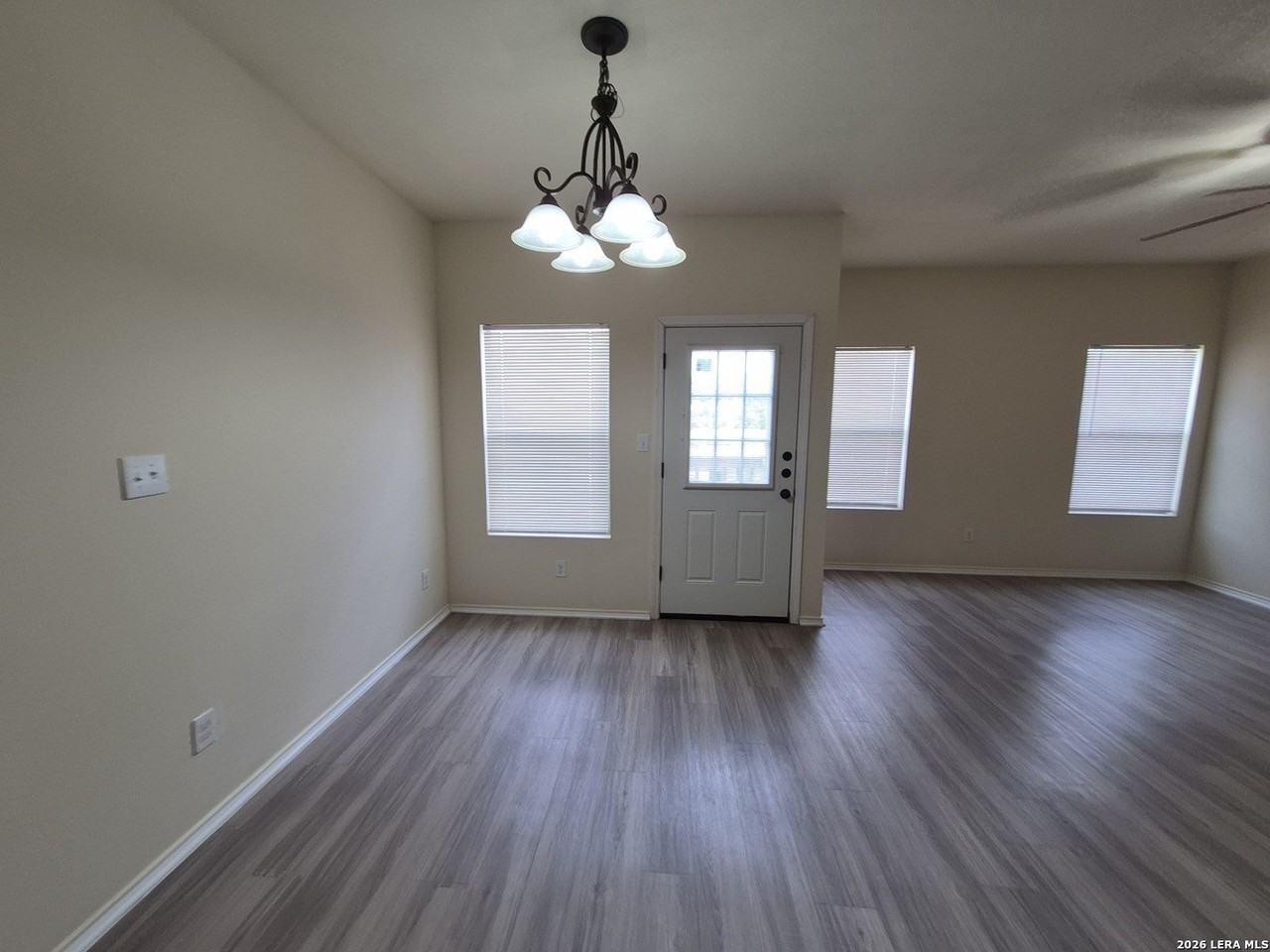 7208 Colina Way - Photo 7 of 28