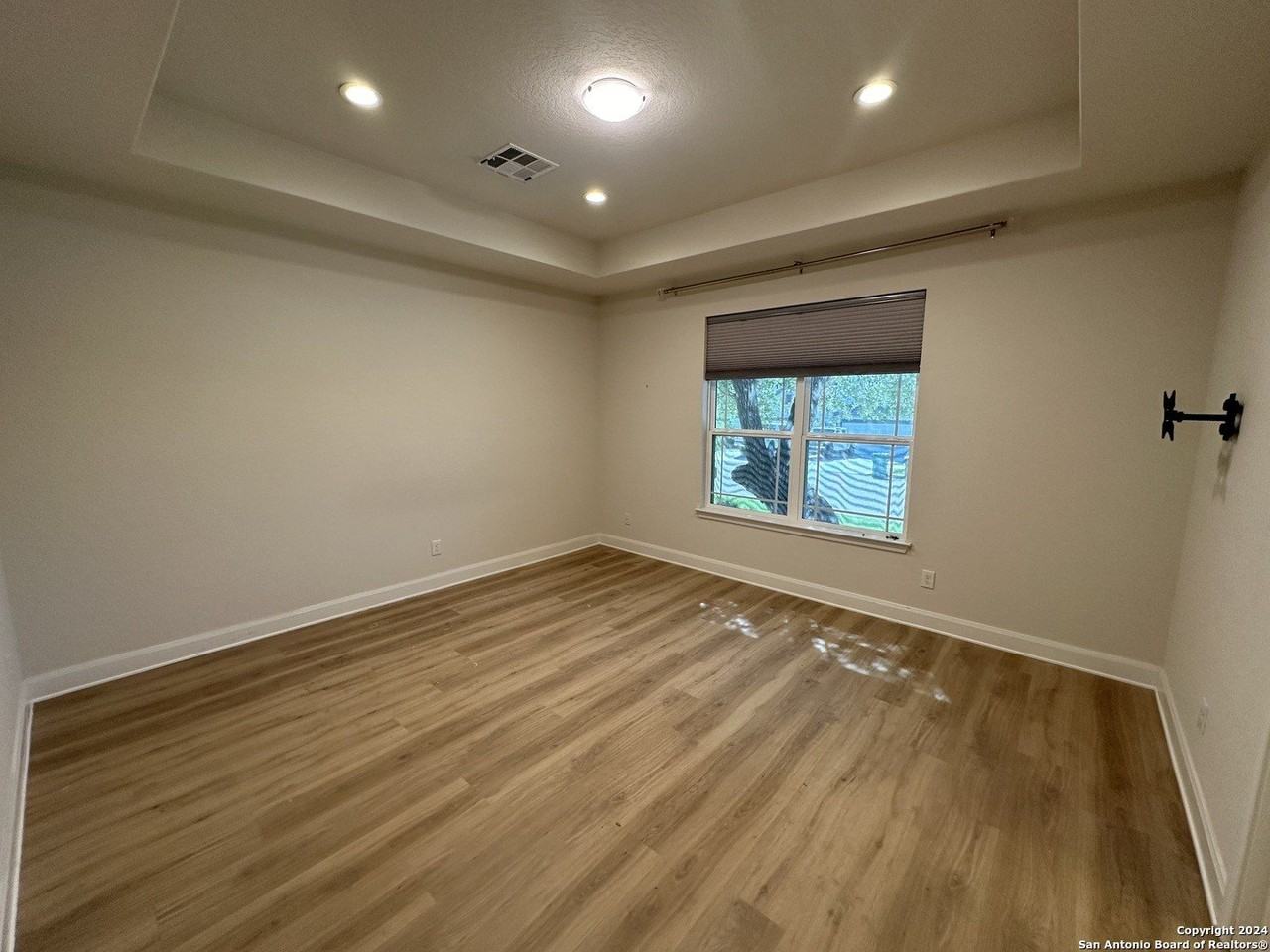154 Magnolia Cir - Photo 6 of 11
