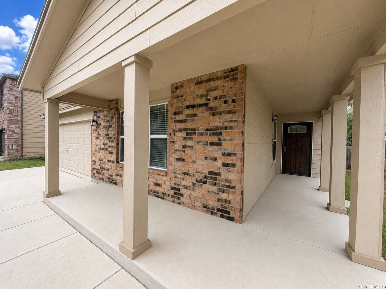 4714 Dapple Dr - Photo 3 of 10