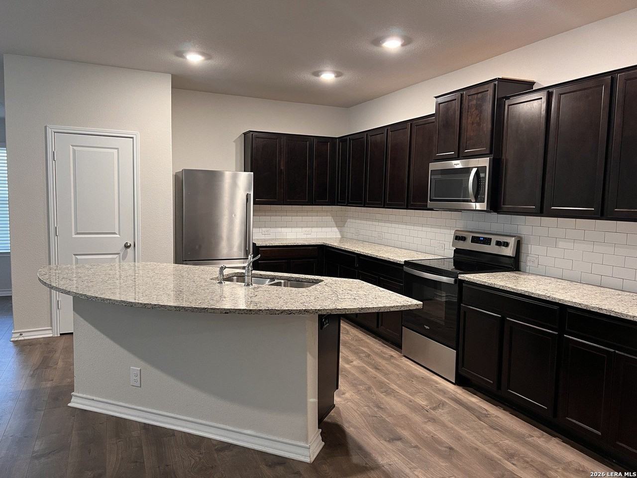 12150 Old Onyx - Photo 3 of 22