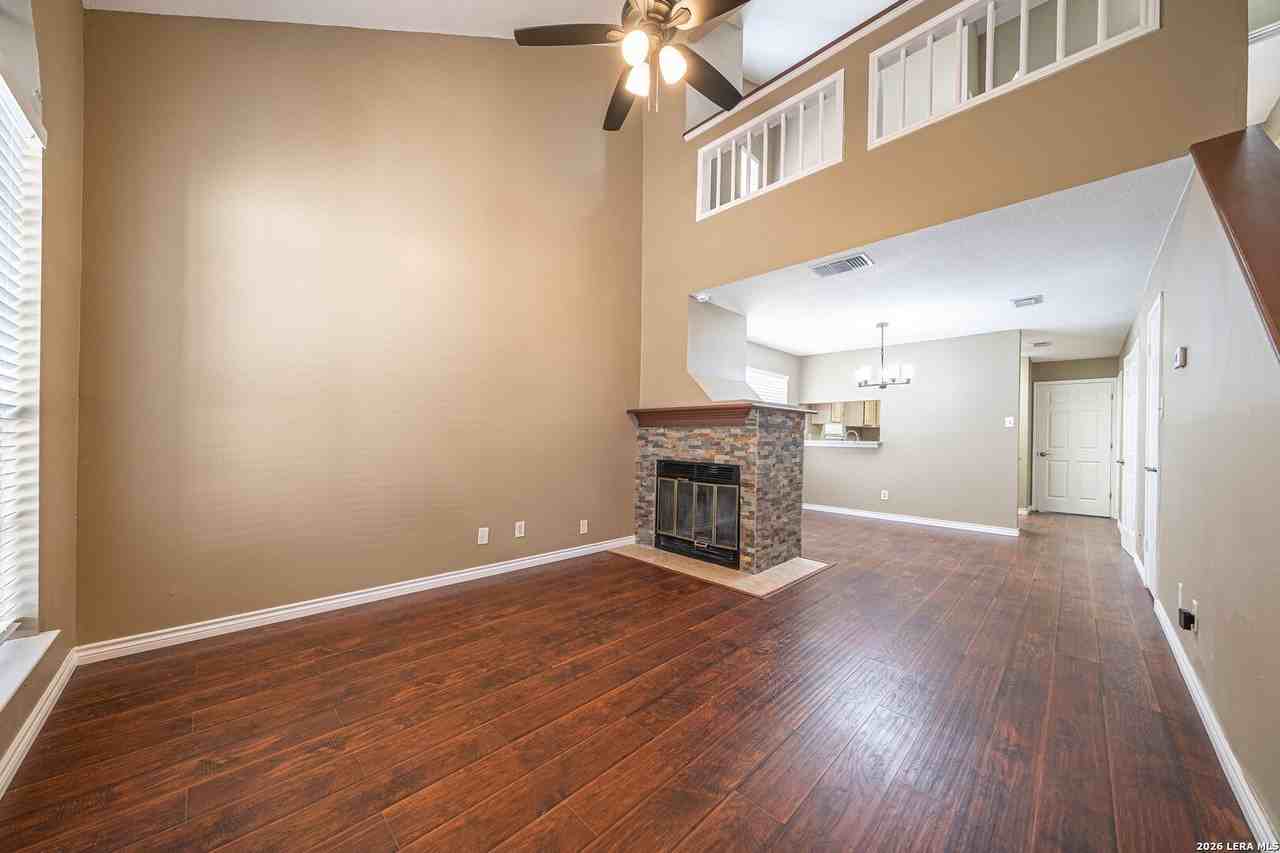 821 Meadow Stone - Photo 6 of 33