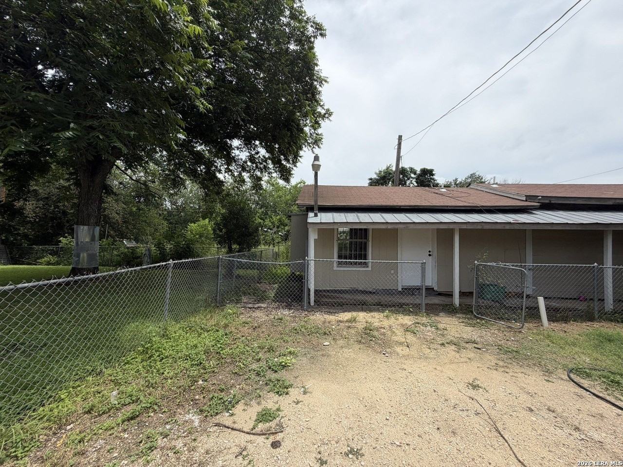 116 Hot Wells Blvd #1 - Photo 4 of 14