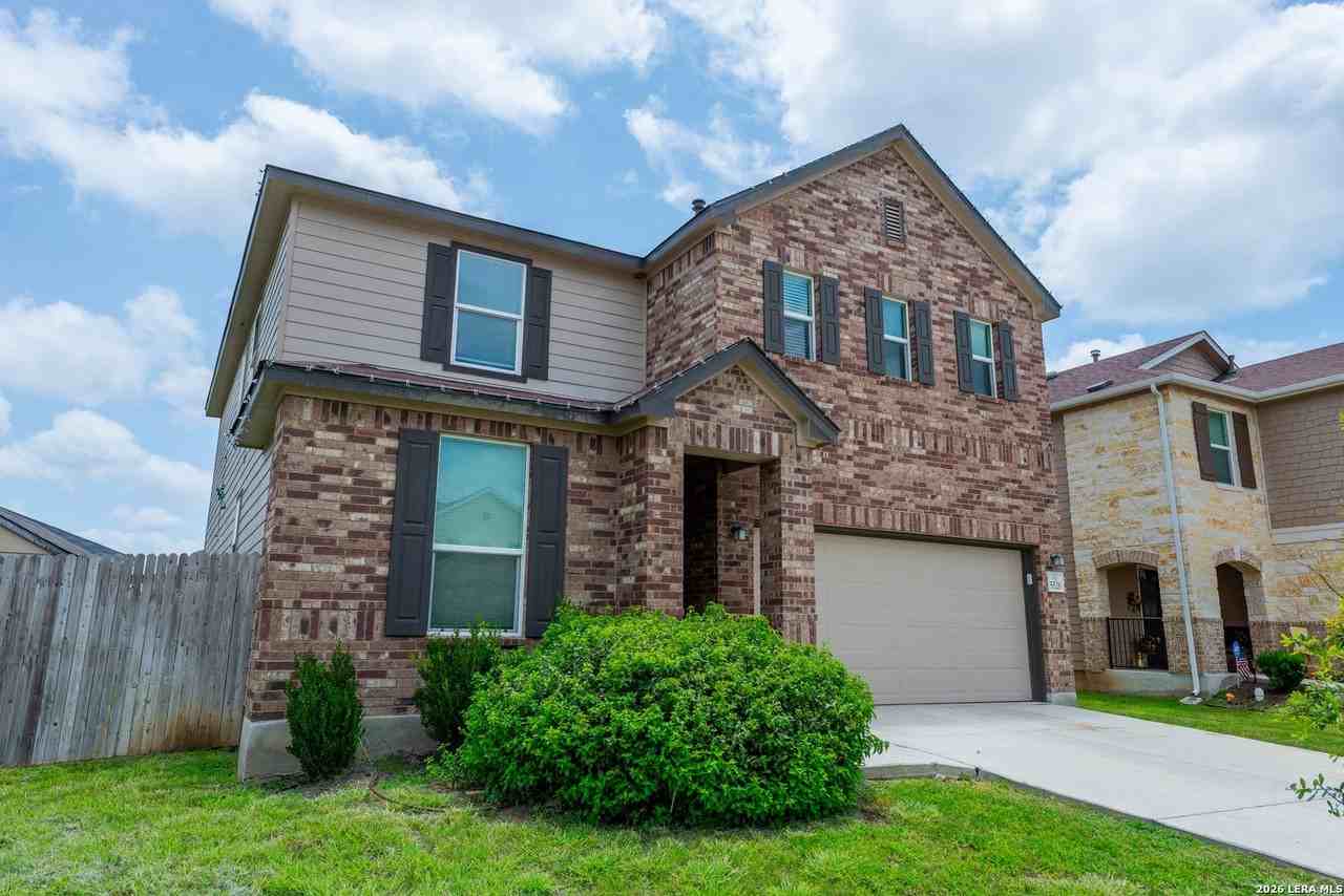 5526 Castle Brook Dr - Photo 2 of 31