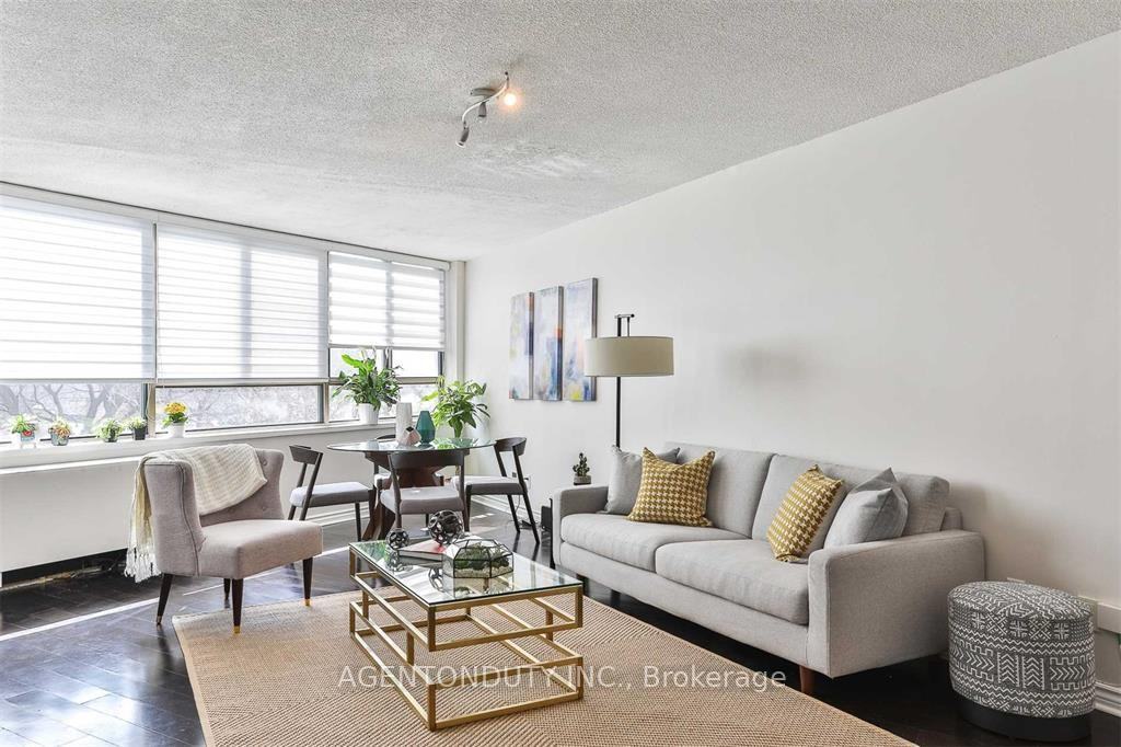 250 Queens Quay West #206 - Photo 4 of 17
