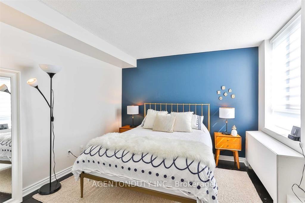250 Queens Quay West - Photo 12