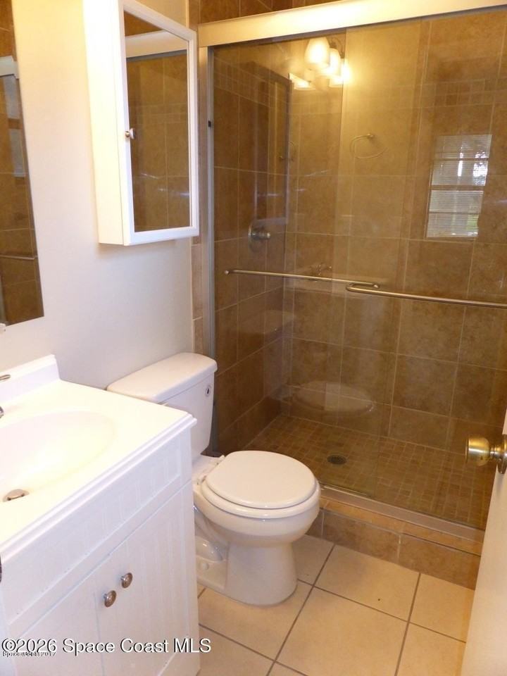 2175 Highland Ave - Photo 4 of 10