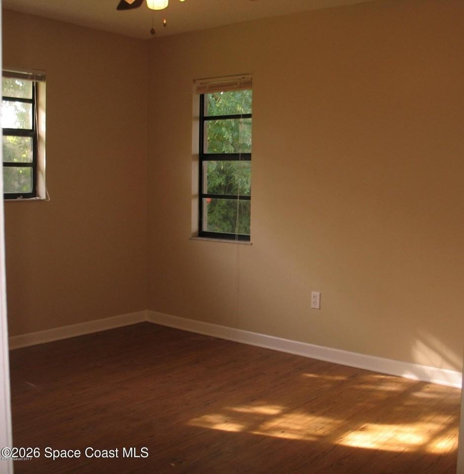 2175 Highland Ave - Photo 5 of 10