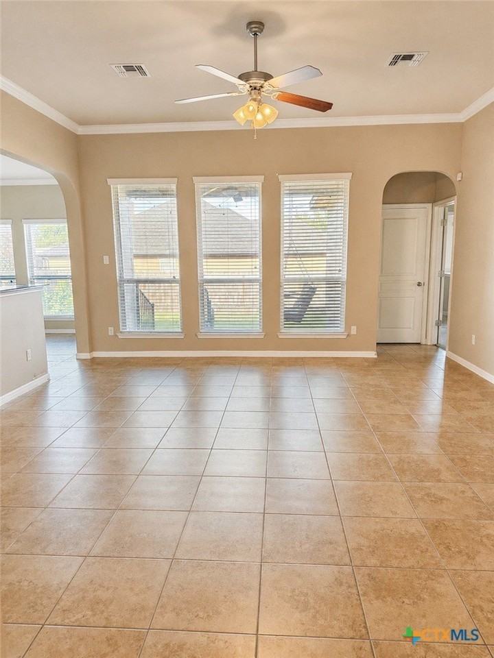 187 Chering Dr - Photo 3 of 24