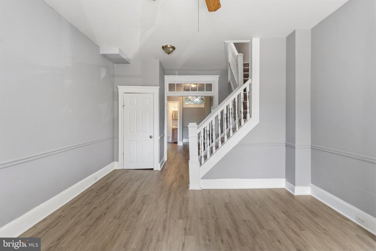 1711 Ashburton St - Photo 5 of 27
