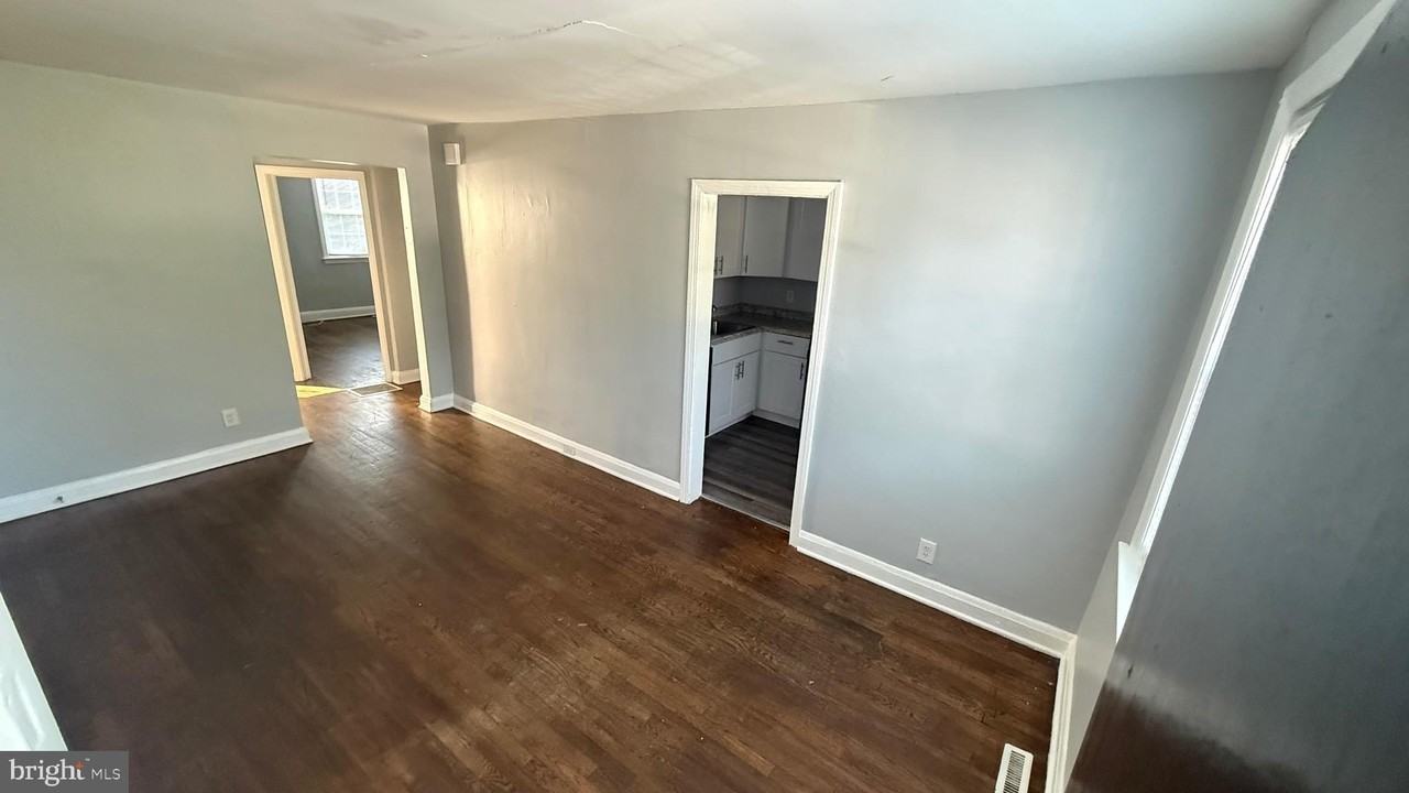 6125 Macbeth Dr - Photo 6 of 14