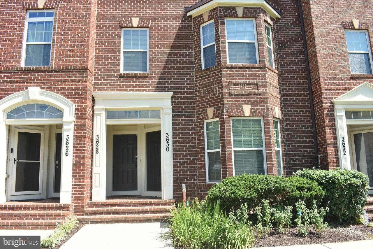 3630 Spring Hollow Ln - Photo 2 of 36