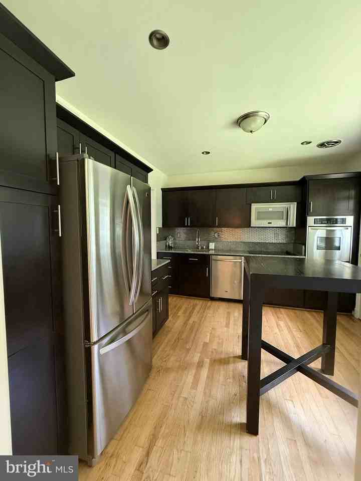 9209 E Parkhill Dr - Photo 3 of 19