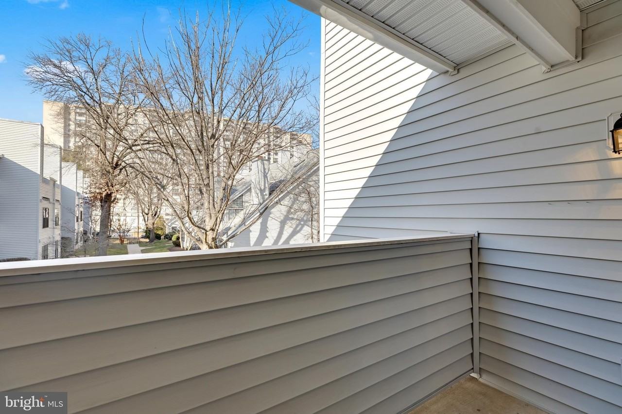 1639 Carriage House Ter #1639C - Photo 7 of 20