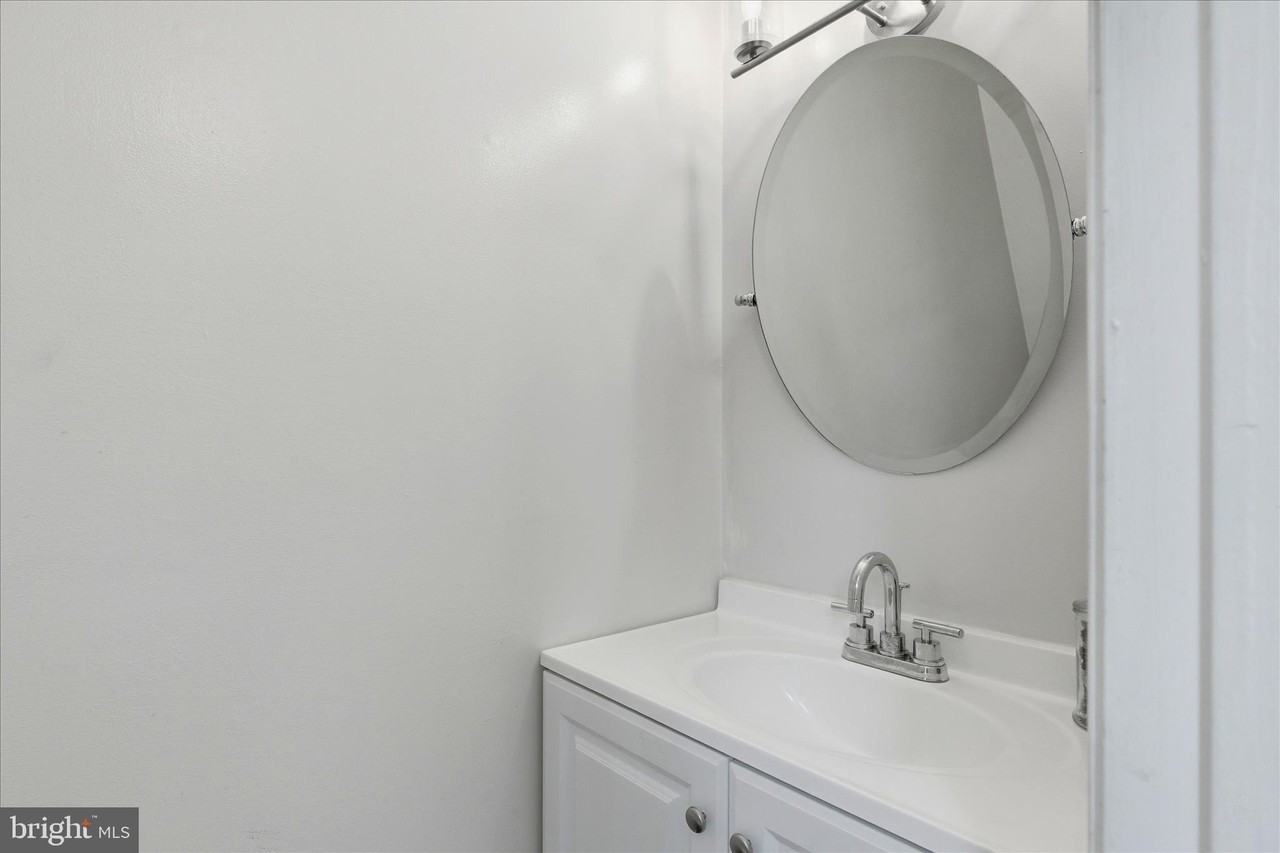 14229 Oakpointe Dr - Photo 4 of 22