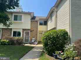 13 Chatham Ct - Photo 1 of 1