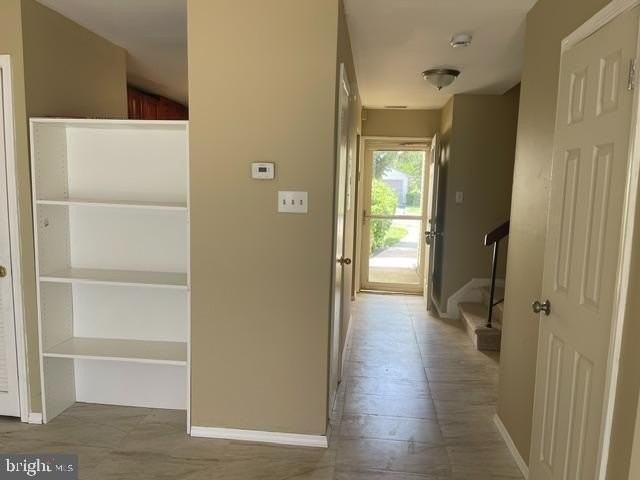 13 Chatham Ct - Photo 5 of 17