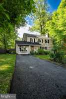 featured image of 1013 Severn Ln